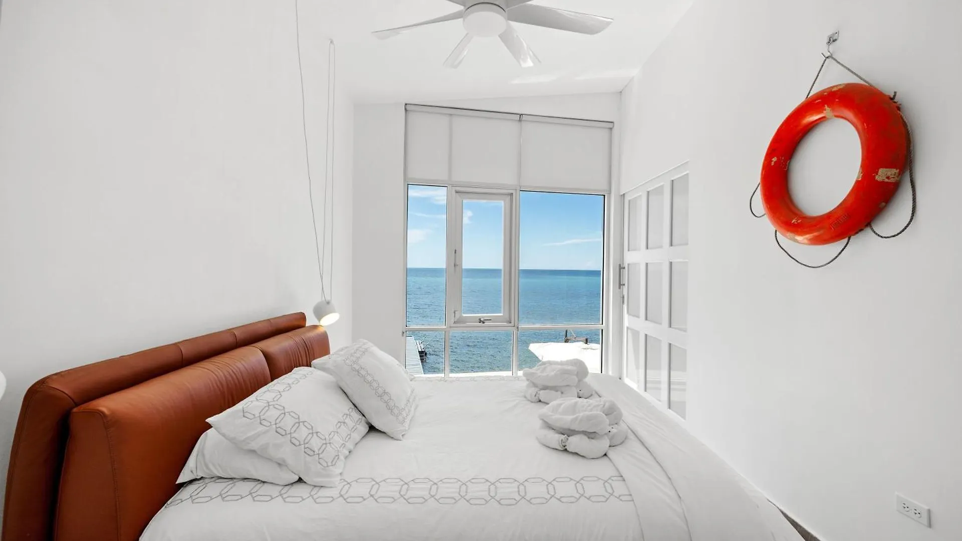 Ocean Front Luxury Villa With Pier And Heated Pool - Self Check In - Vj1 カボ・ロホ